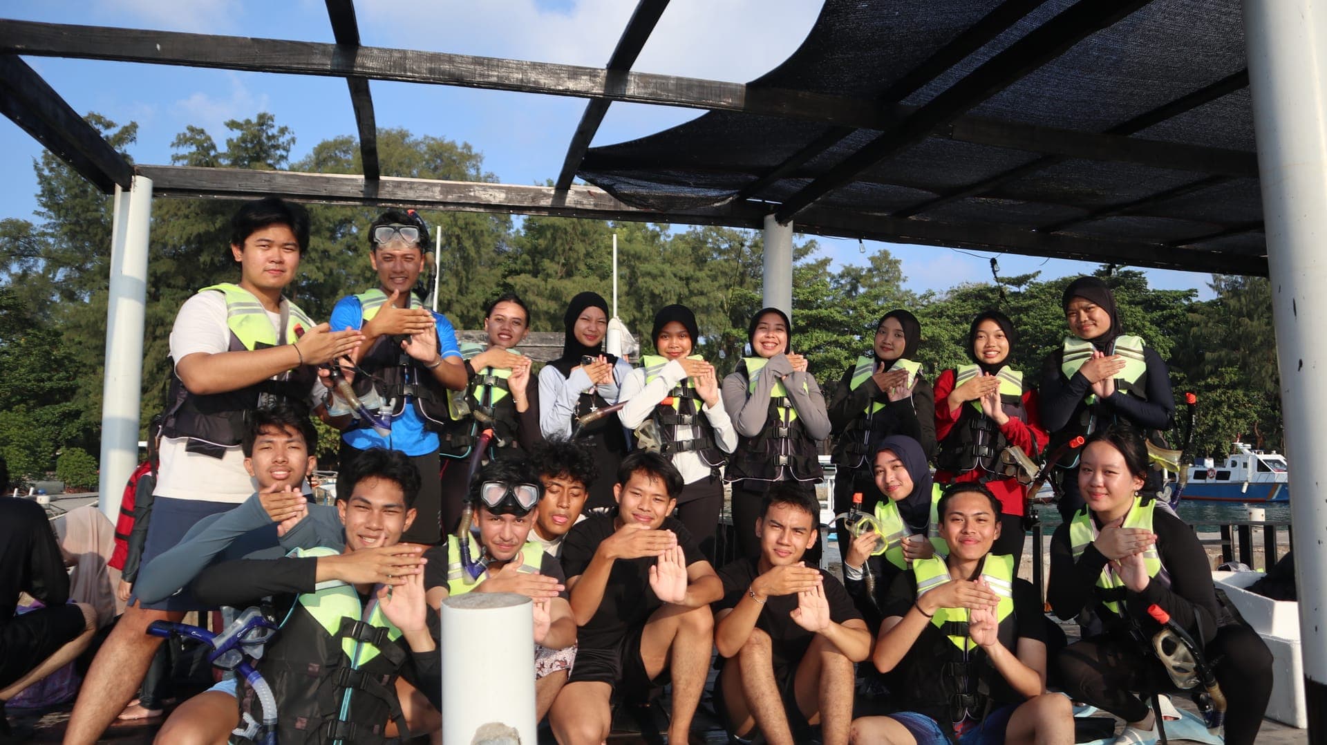 Snorkelling Mahasiswa KKN PPM UGM